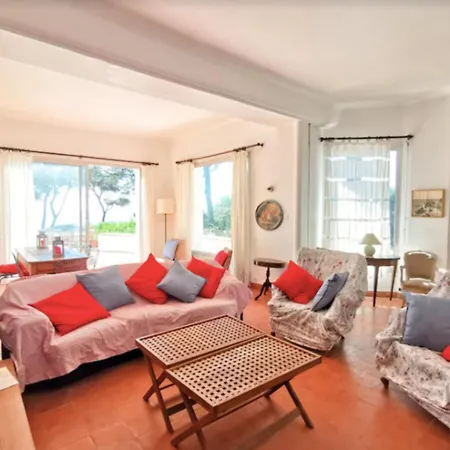 Lägenhet Charming With Garden And Sea View *