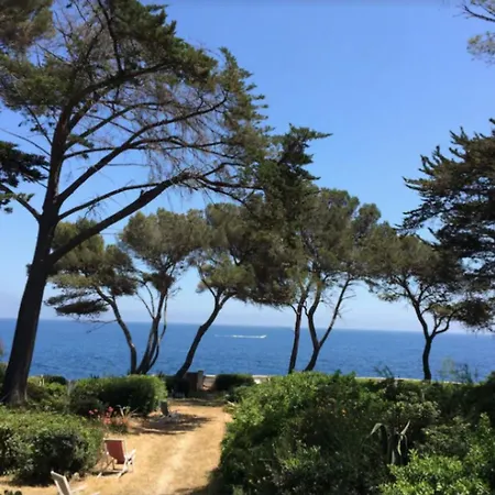 Apartment Charming With Garden And Sea View *