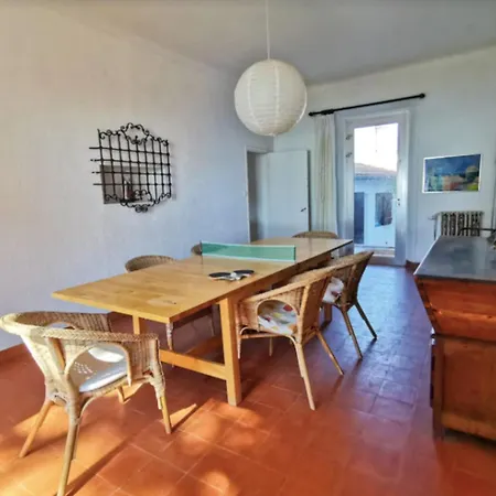 Charming With Garden And Sea View *