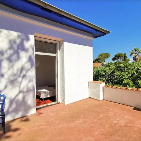 Charming With Garden And Sea View Appartement Saint Aygulf